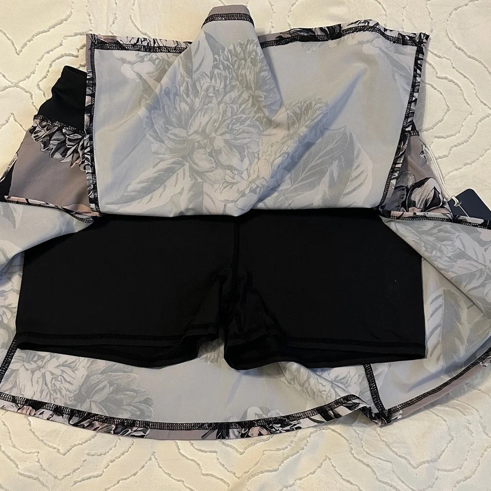 Golf shorts/skirt - Picture 7 of 7